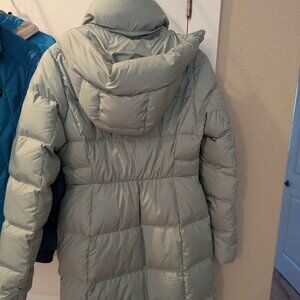 Northface Women's Slimfit Metropolis Parka Jadeite Green